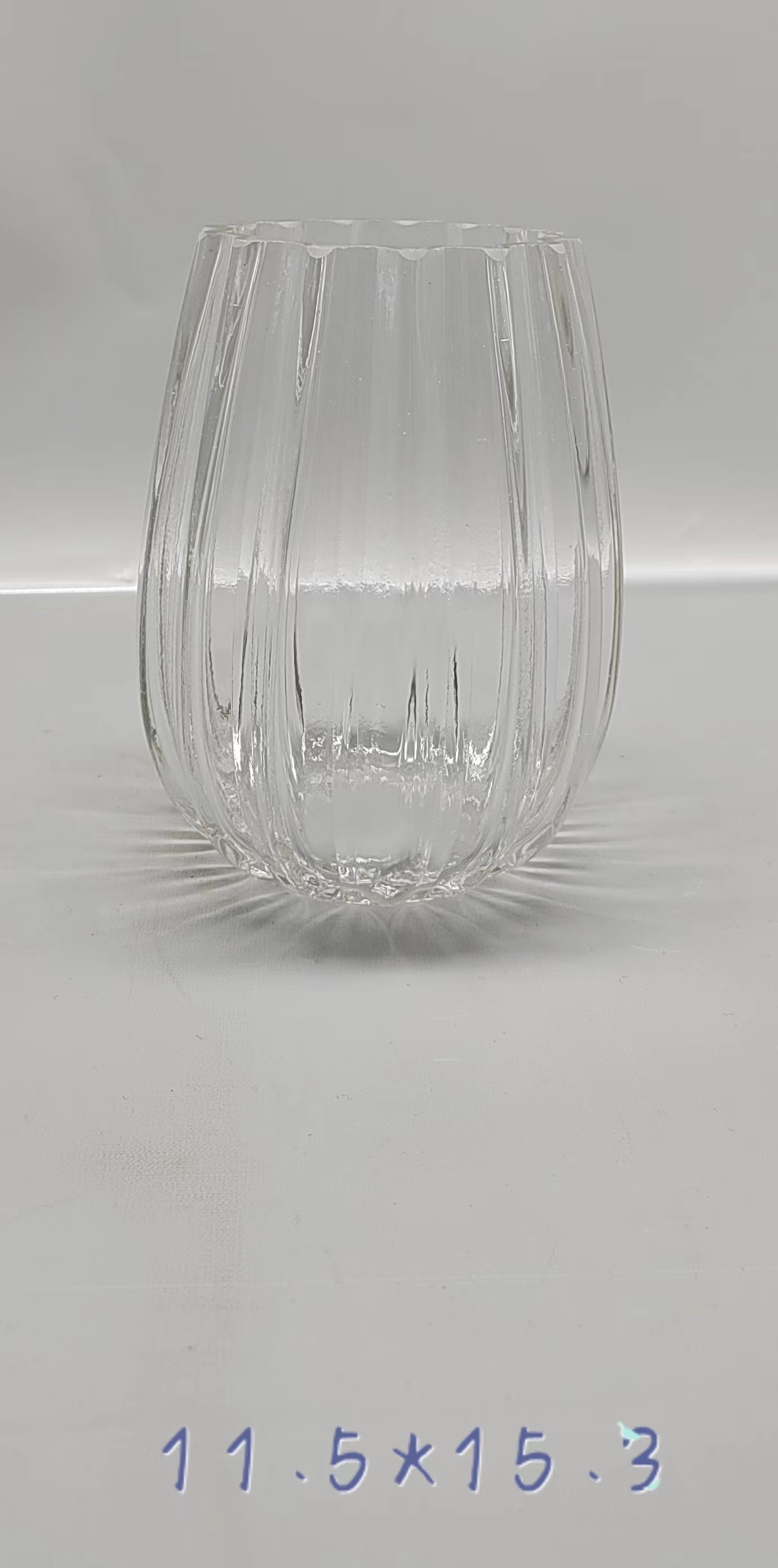 Crystal  glass vase made by hands